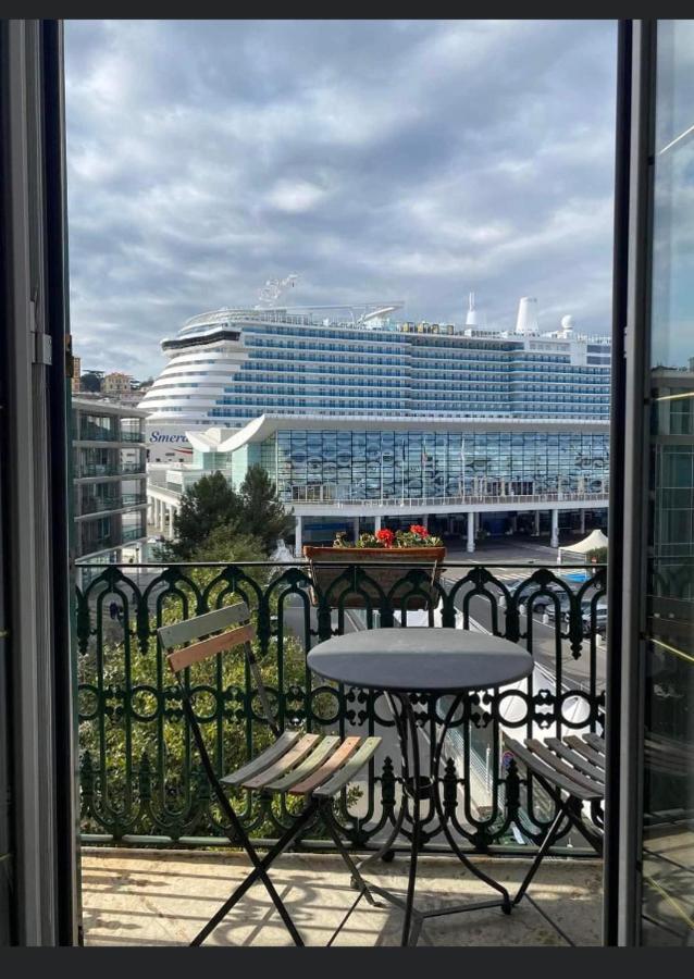 Апартаменти Relax In Darsena - Савона Екстер'єр фото